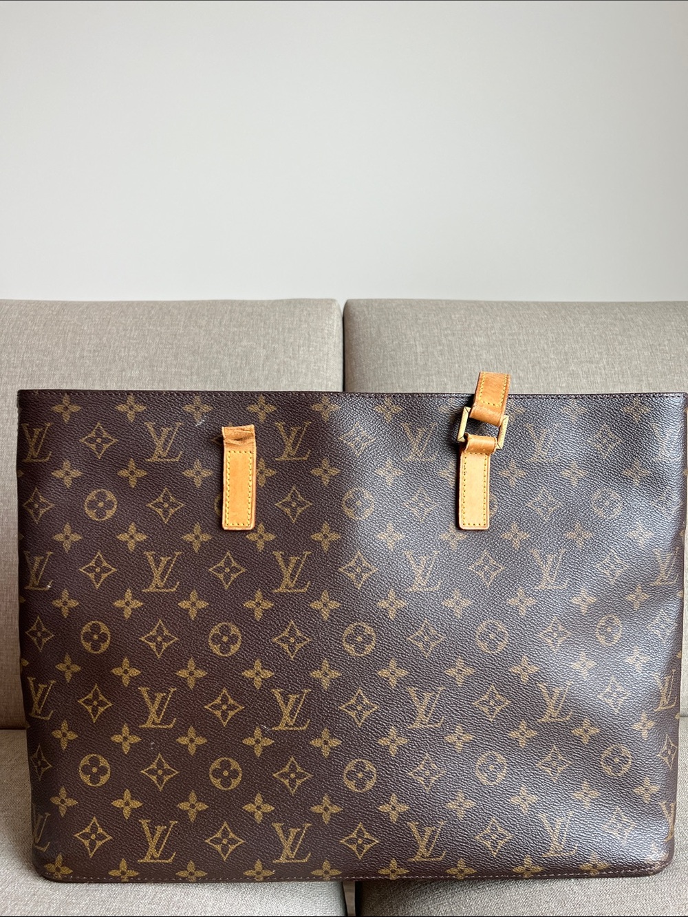 Louis Vuitton | Monogram Luco Tote Bag - Picture 4 of 16